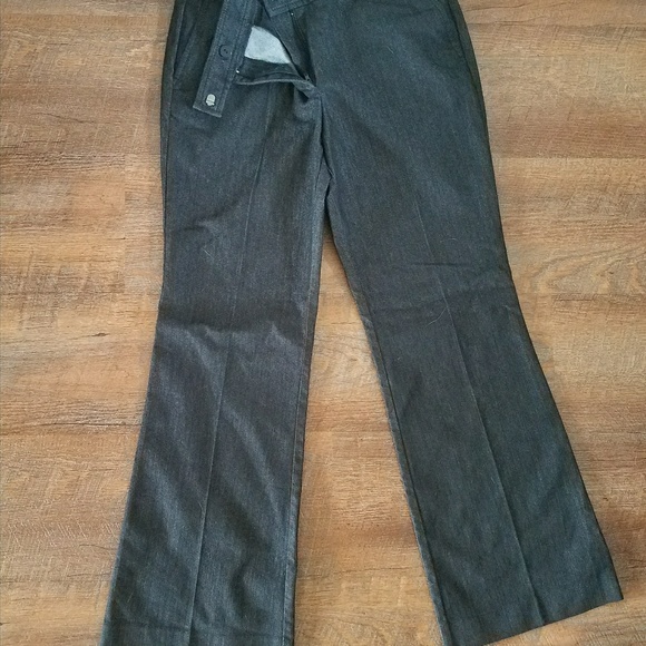 Ann Taylor Loft Trouser Jeans Petite - Picture 2 of 5